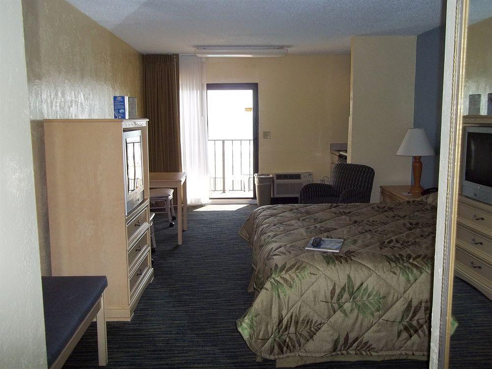 Holiday Inn Express & Suites Oceanfront Daytona Beach Shores By Ihg Zewnętrze zdjęcie