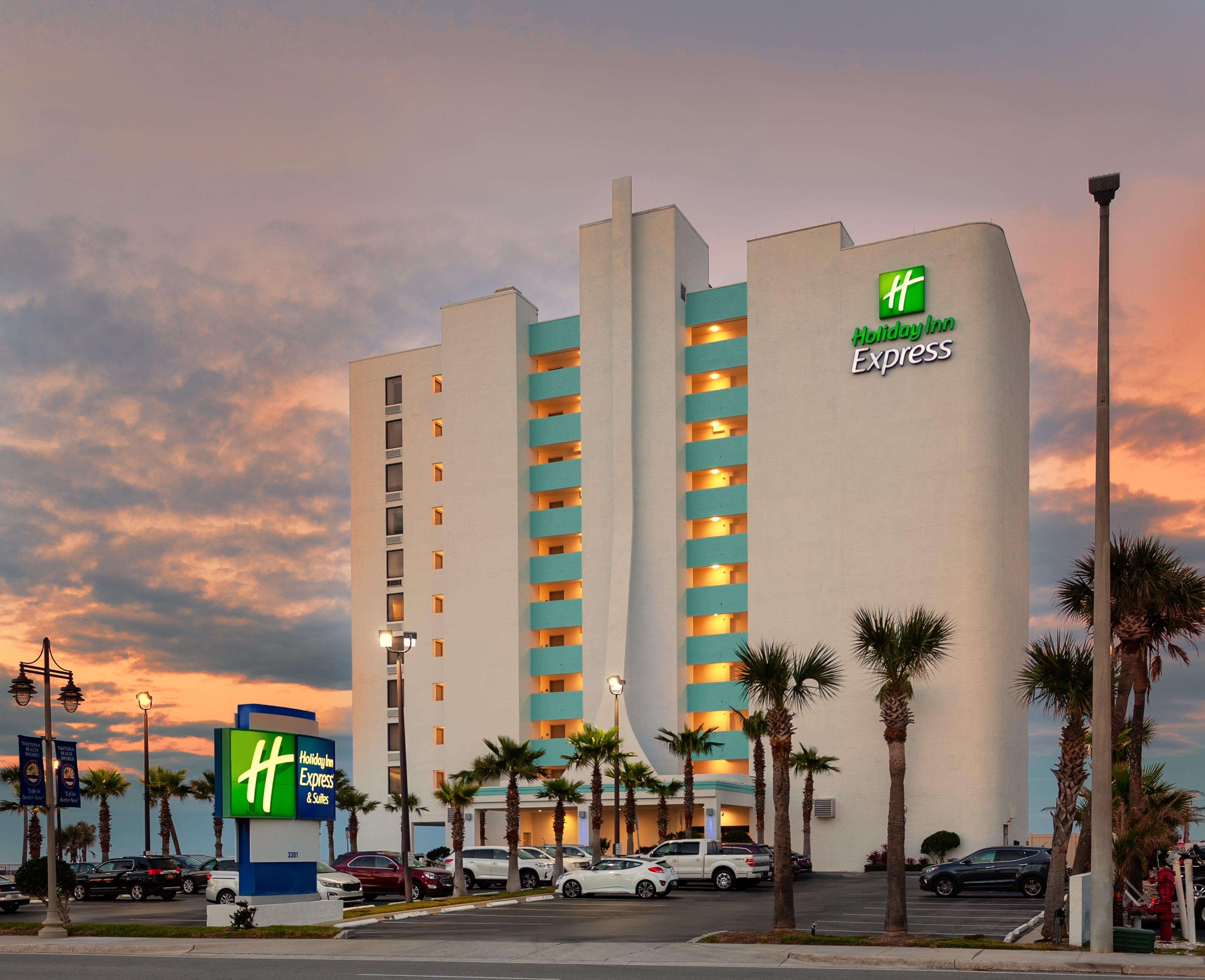 Holiday Inn Express & Suites Oceanfront Daytona Beach Shores By Ihg Zewnętrze zdjęcie